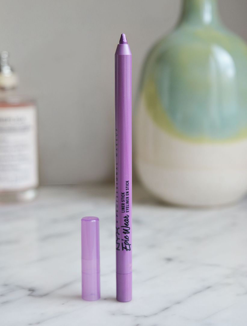 NYX Professional Makeup Epic Wear Liner Sticks Eyeliner – Graphic Purple