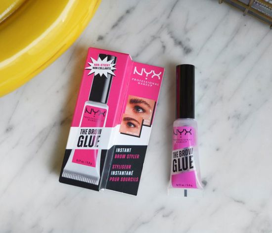 Deniyoruz: NYX Professional Makeup Brow Glue Şeffaf Kaş Sabitleyici