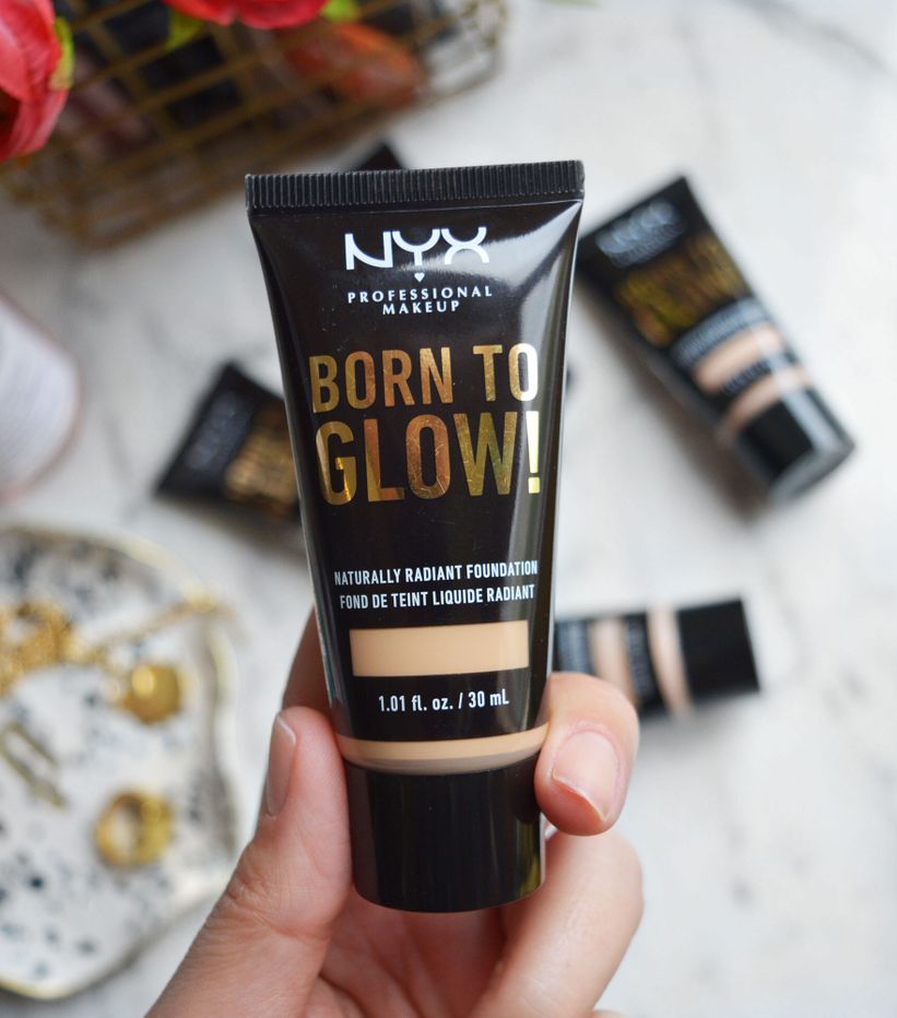 NYX Professional Makeup Born to Glow Naturally Radiant Fondöten