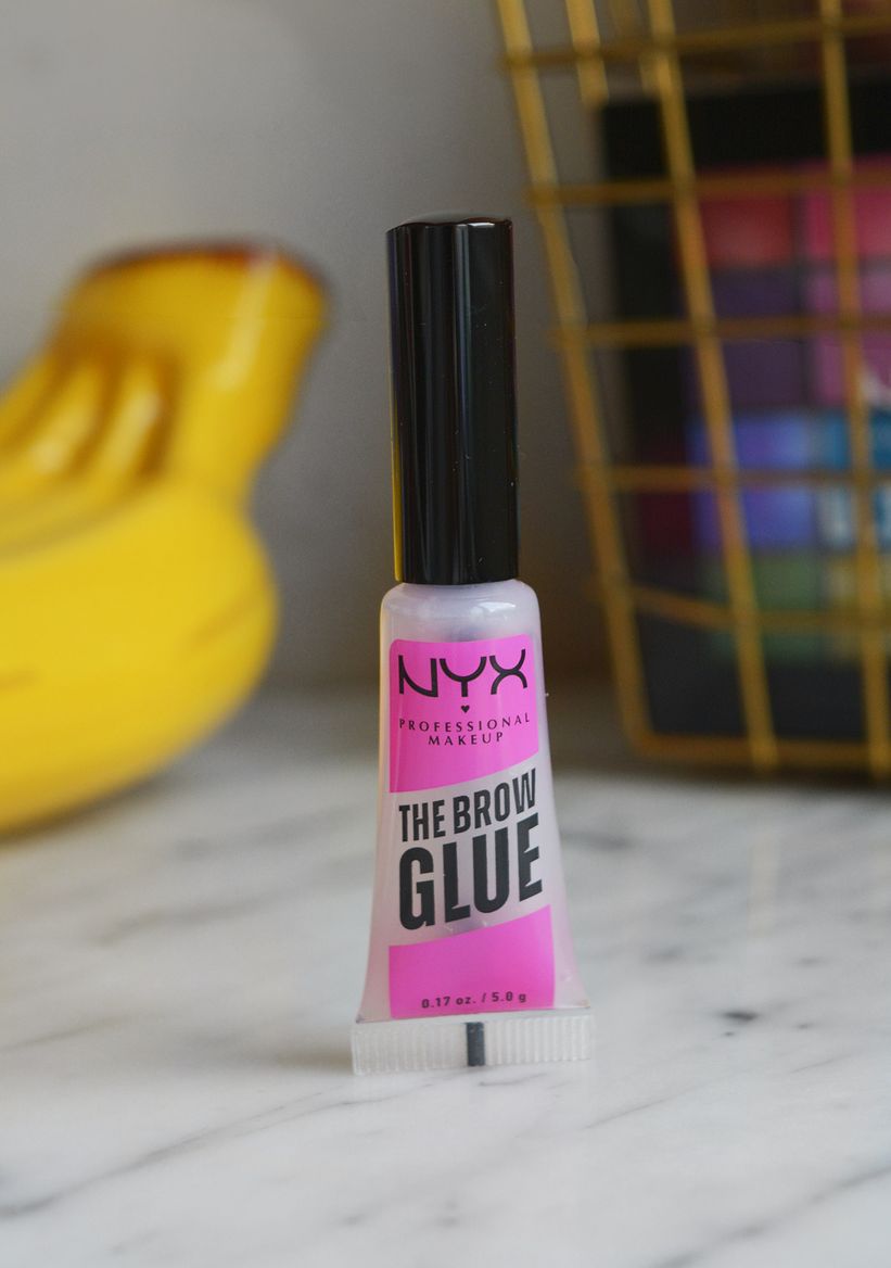3. NYX Professional Makeup Brow Glue Şeffaf Kaş Jeli