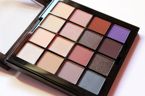 NYX Professional Makeup - Ultimate Shadow Palette - Cool Neutrals