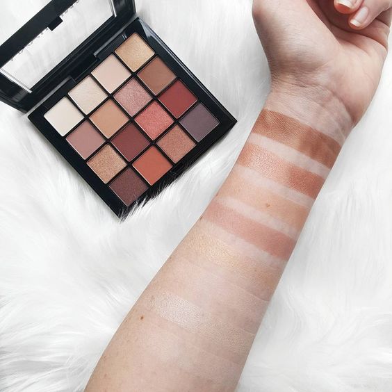 NYX Professional Makeup - Ultimate Shadow Palette - Warm Neutrals