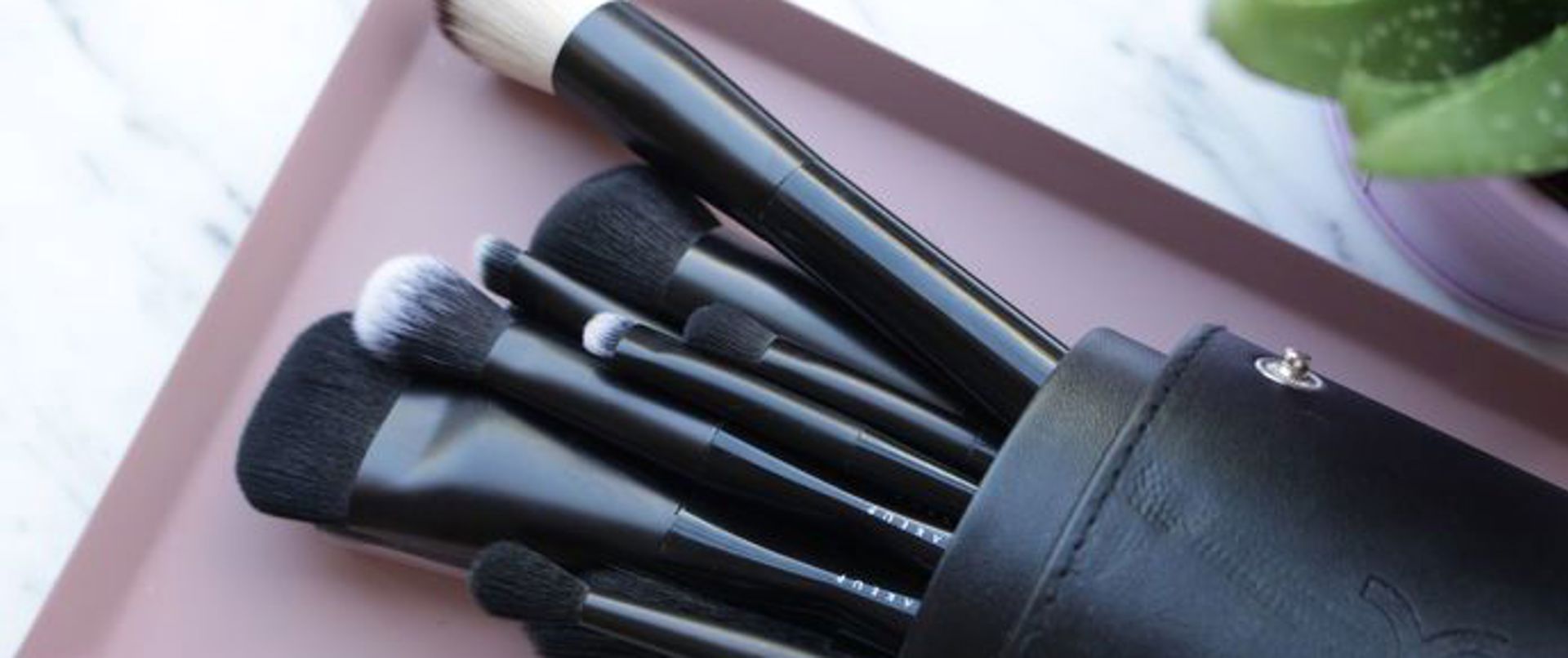 Deniyoruz: NYX Professional Makeup Makyaj Fırçaları Hakkında Her Şey!